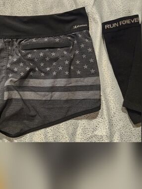 Hurley Phantom Women's  Athletic Shorts with Flag Accent Sz M